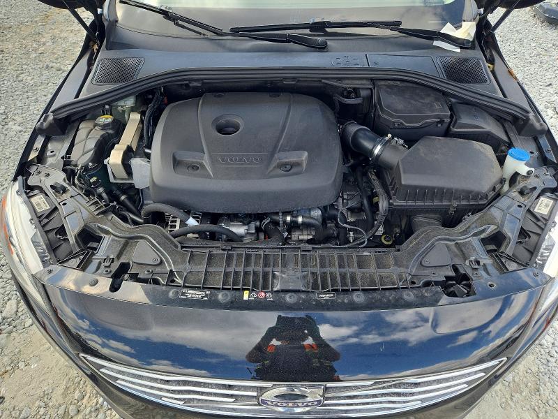 2017 Volvo S60 მანქანა იყიდება აუქციონზე, vin: LYV402HK9HB152795, აუქციონის ნომერი: 71350226