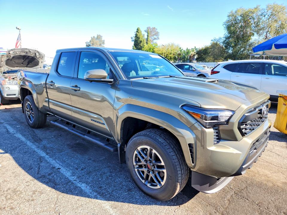 Auction sale of the 2025 Toyota Tacoma, vin: 3TMLB5JN2SM200263, lot number: 71790576