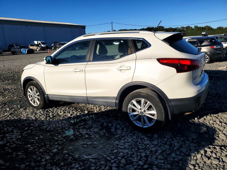 71432756 :رقم المزاد ، JN1BJ1CR1KW626083 vin ، 2019 Nissan Rogue Sport مزاد بيع
