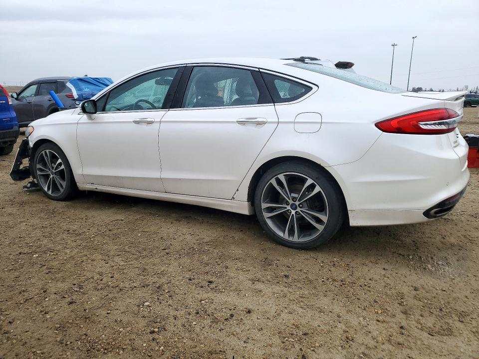 71559026 :رقم المزاد ، 3FA6P0D96HR331133 vin ، 2017 Ford Fusion مزاد بيع