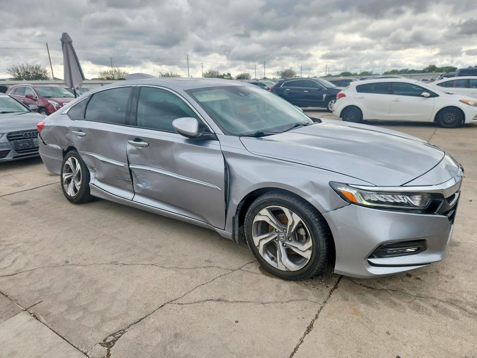 Продажа на аукционе авто 2019 Honda Accord, vin: 1HGCV1F40KA033836, номер лота: 71404676