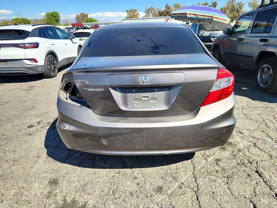 2012 Honda Civic მანქანა იყიდება აუქციონზე, vin: 19XFB2F55CE387353, აუქციონის ნომერი: 72341366