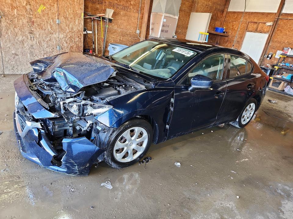 70818136 :رقم المزاد ، 3MZBN1U73JM246835 vin ، 2018 Mazda 3 مزاد بيع
