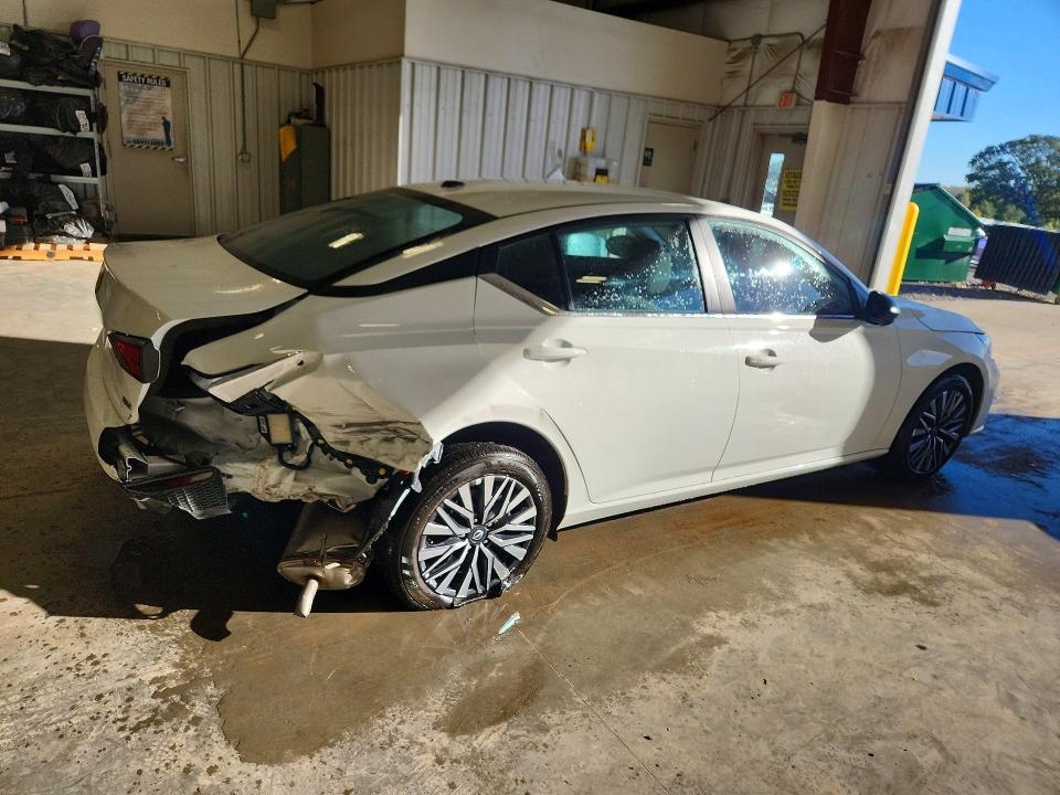 2026 Nissan Altima მანქანა იყიდება აუქციონზე, vin: 1N4BL4DW1TN320138, აუქციონის ნომერი: 71632656