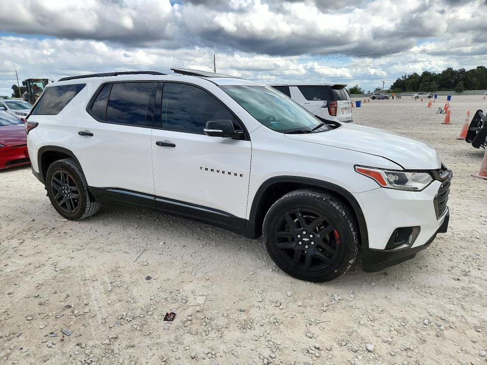 Продажа на аукционе авто 2019 Chevrolet Traverse, vin: 1GNERKKW6KJ255832, номер лота: 72782516