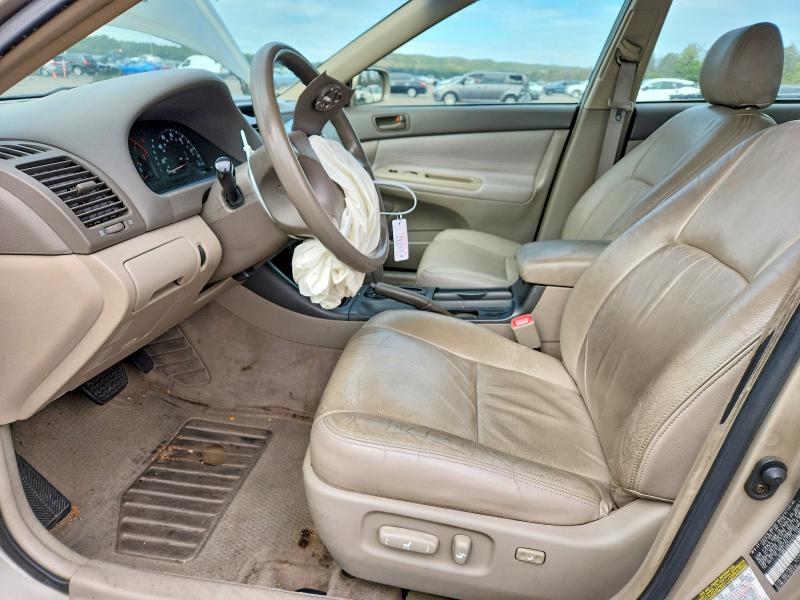 2004 Toyota Camry მანქანა იყიდება აუქციონზე, vin: 4T1BE32K24U307142, აუქციონის ნომერი: 71062506