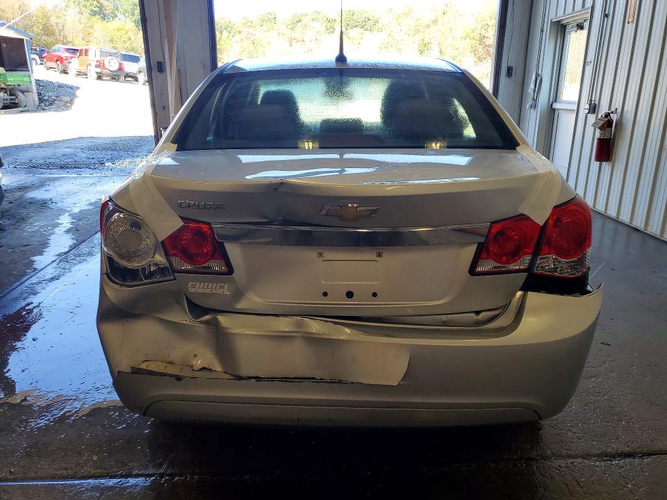 72158186 :رقم المزاد ، 1G1PD5SH4B7295139 vin ، 2011 Chevrolet Cruze مزاد بيع
