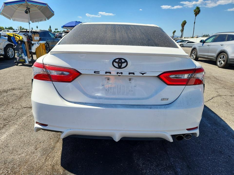 2018 Toyota Camry მანქანა იყიდება აუქციონზე, vin: JTNB11HK5J3073586, აუქციონის ნომერი: 72184136
