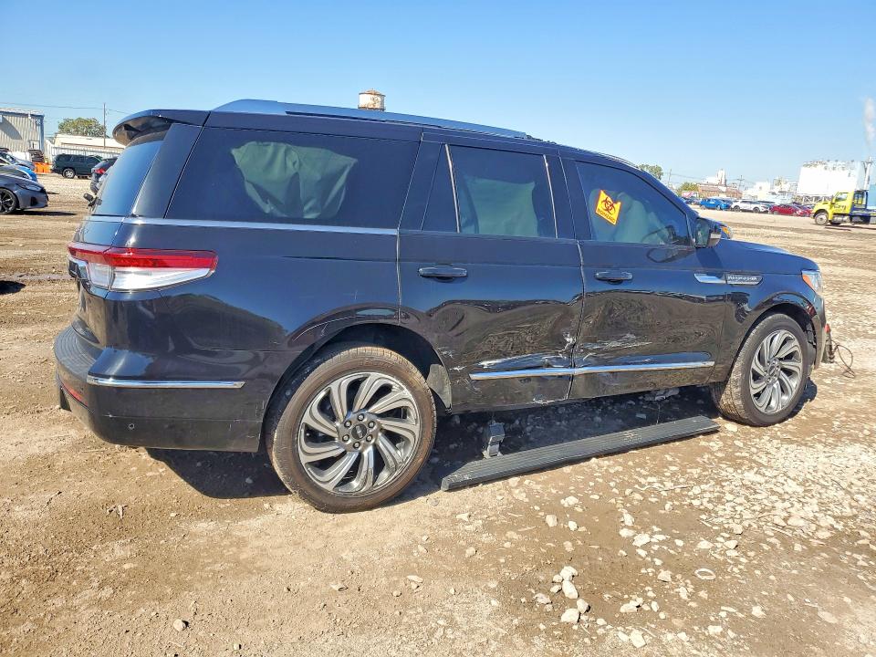 Продаж на аукціоні авто 2023 Lincoln Navigator, vin: 5LMJJ2LGXPEL11236, номер лоту: 71557136