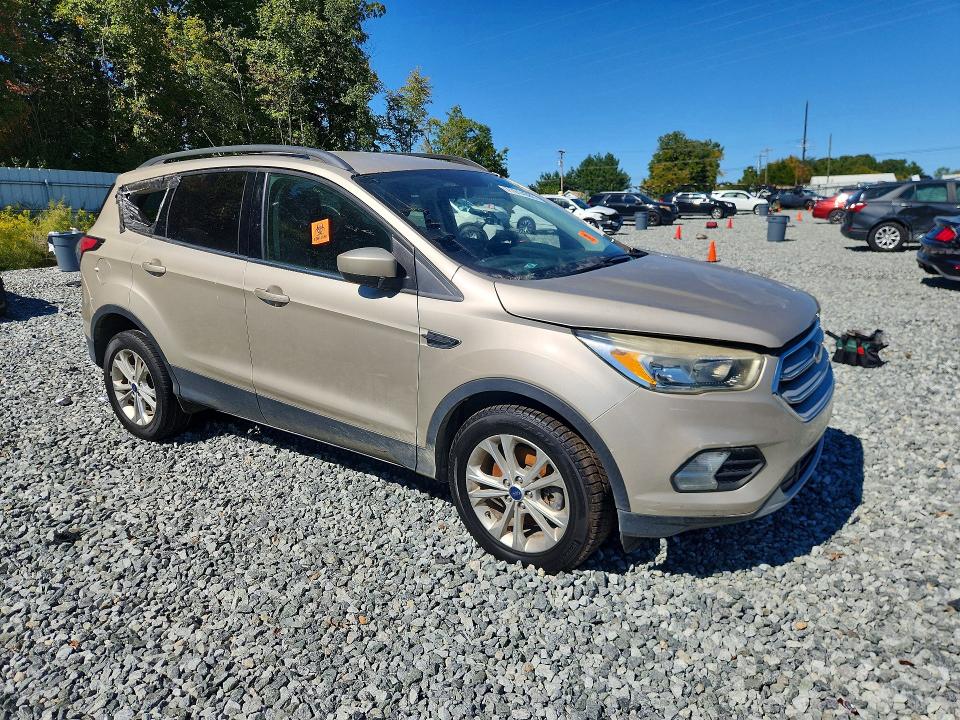Продажа на аукционе авто 2018 Ford Escape, vin: 1FMCU9GD4JUA88572, номер лота: 71914986