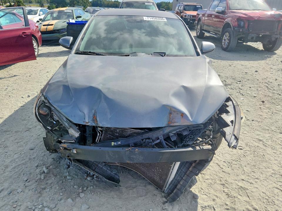 2017 Hyundai Elantra მანქანა იყიდება აუქციონზე, vin: KMHD74LF4HU127192, აუქციონის ნომერი: 71456356