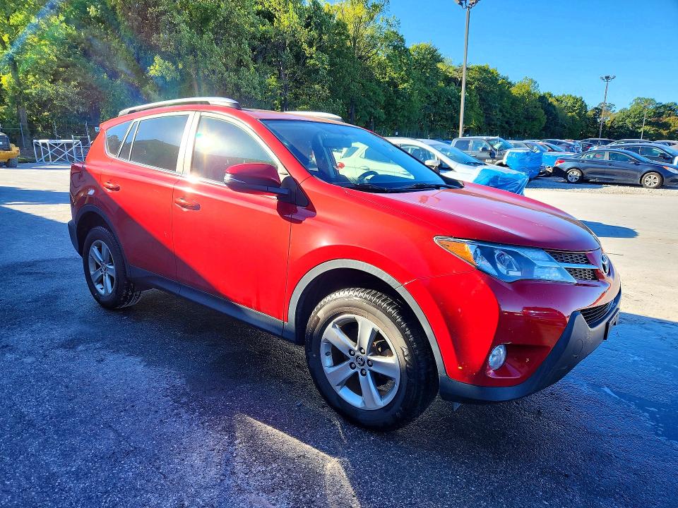 Продаж на аукціоні авто 2015 Toyota Rav4, vin: JTMRFREV3FJ032054, номер лоту: 71361496