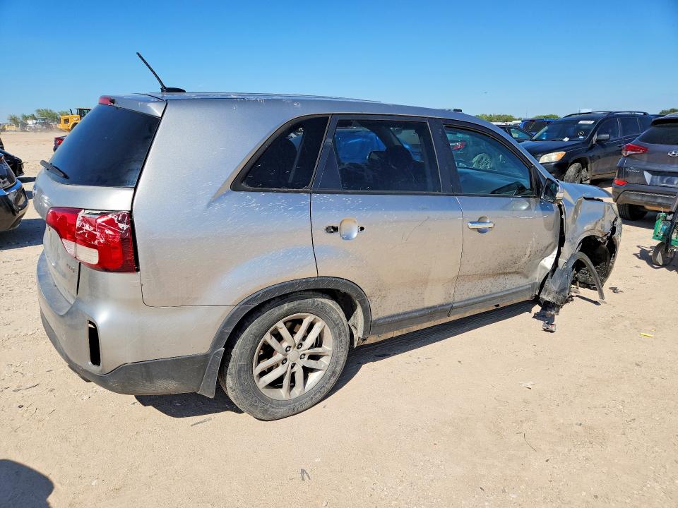 72013566 :رقم المزاد ، 5XYKT3A67FG580838 vin ، 2015 Kia Sorento مزاد بيع