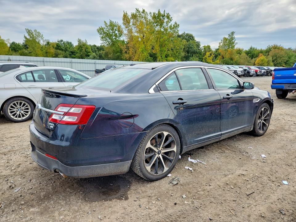 71387316 :رقم المزاد ، 1FAHP2H81EG177438 vin ، 2014 Ford Taurus مزاد بيع