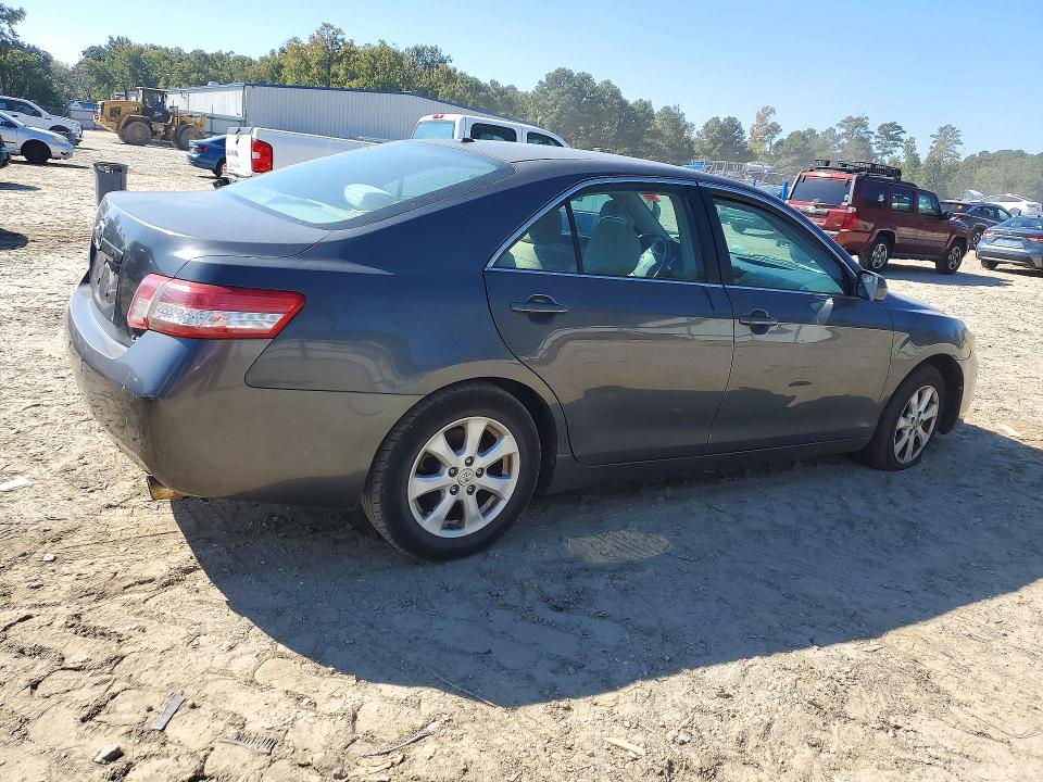 71961936 :رقم المزاد ، 4T1BF3EK9AU116676 vin ، 2010 Toyota Camry مزاد بيع