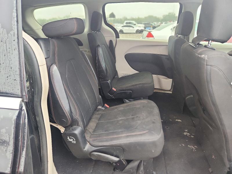 72835046 :رقم المزاد ، 2C4RC1CG9HR519756 vin ، 2017 Chrysler Pacifica مزاد بيع