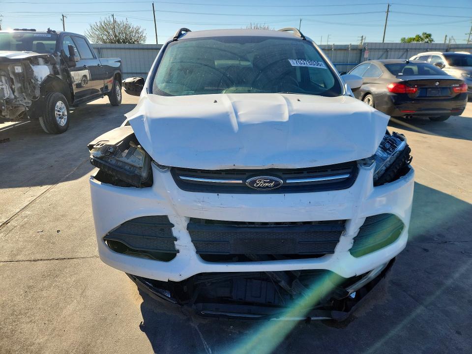 Продажа на аукционе авто 2015 Ford Escape, vin: 1FMCU0G75FUA12176, номер лота: 70378036