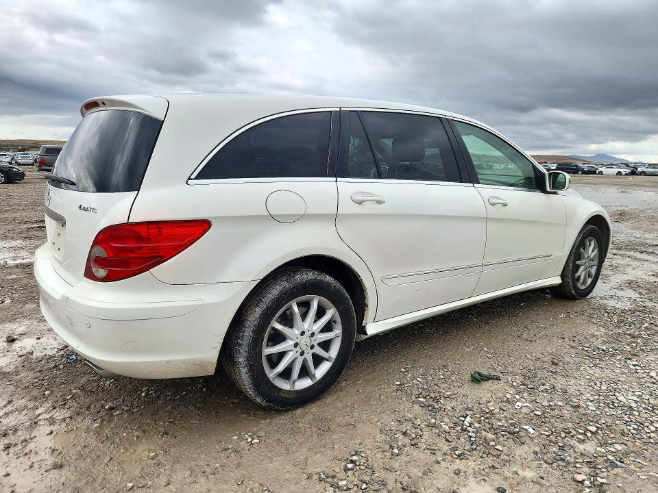 2006 Mercedes-benz R მანქანა იყიდება აუქციონზე, vin: 4JGCB65E56A021875, აუქციონის ნომერი: 73145536