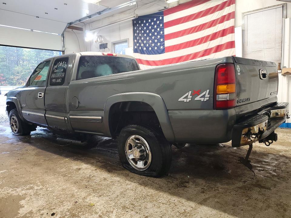 Продаж на аукціоні авто 2000 Chevrolet Silverado, vin: 1GCGK29U0YE304079, номер лоту: 72964006