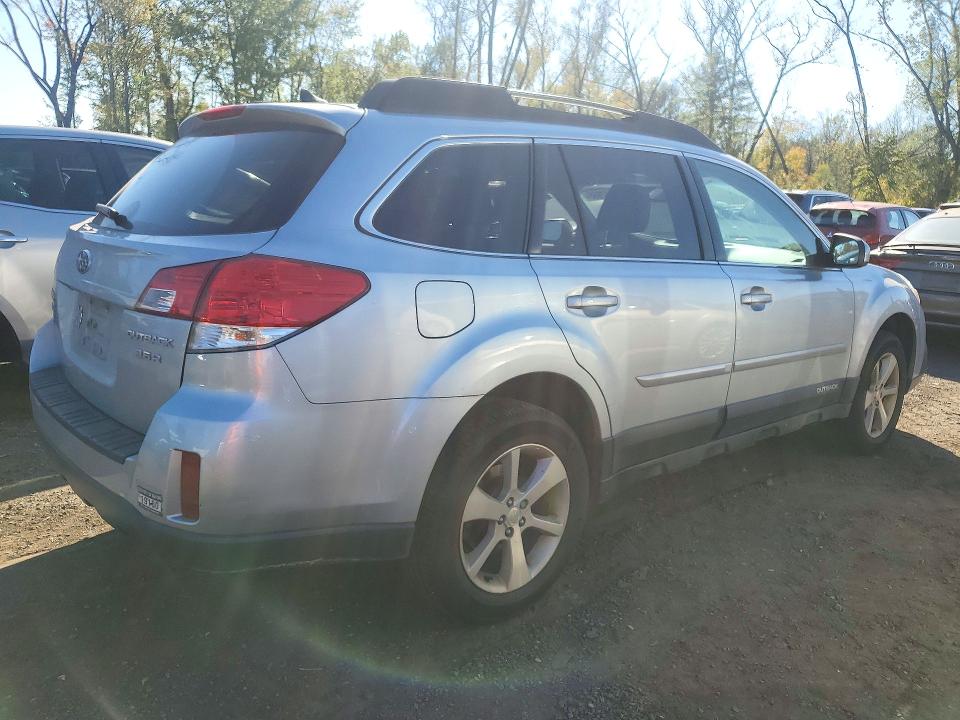 Продаж на аукціоні авто 2014 Subaru Outback, vin: 4S4BRDLC4E2209485, номер лоту: 71877956