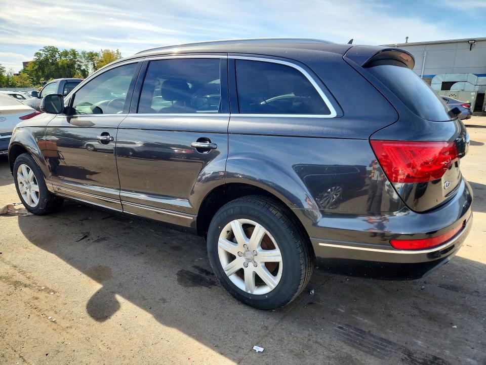 72567606 :رقم المزاد ، WA1LMAFE3BD005533 vin ، 2011 Audi Q7 مزاد بيع