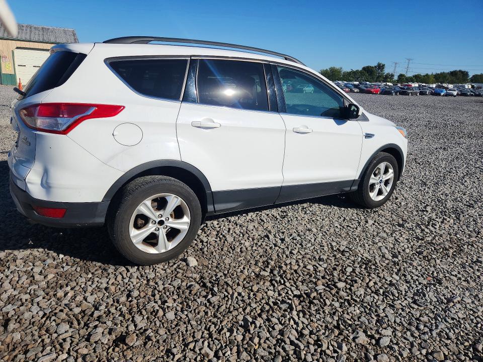 2016 Ford Escape მანქანა იყიდება აუქციონზე, vin: 1FMCU0GX6GUC40785, აუქციონის ნომერი: 71939156
