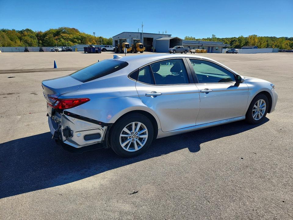 Продажа на аукционе авто 2026 Toyota Camry, vin: 4T1DAACK7TU696804, номер лота: 72120116