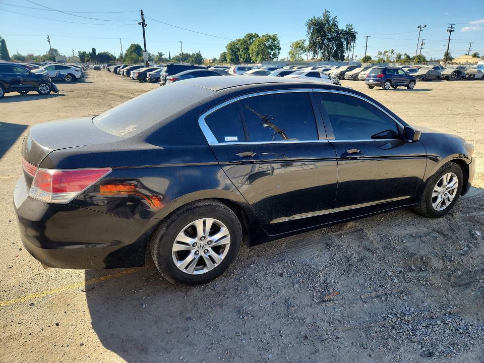 71554226 :رقم المزاد ، 1HGCP2F47BA043604 vin ، 2011 Honda Accord مزاد بيع