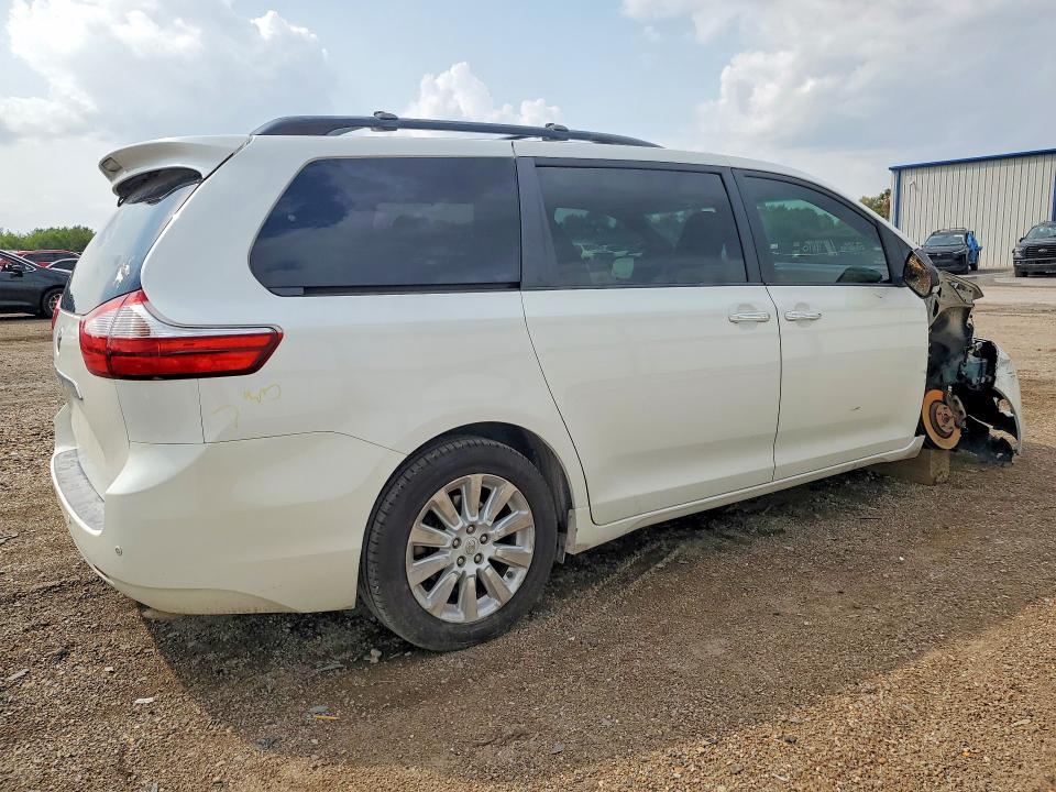 71217976 :رقم المزاد ، 5TDYK3DC9FS527804 vin ، 2015 Toyota Sienna مزاد بيع