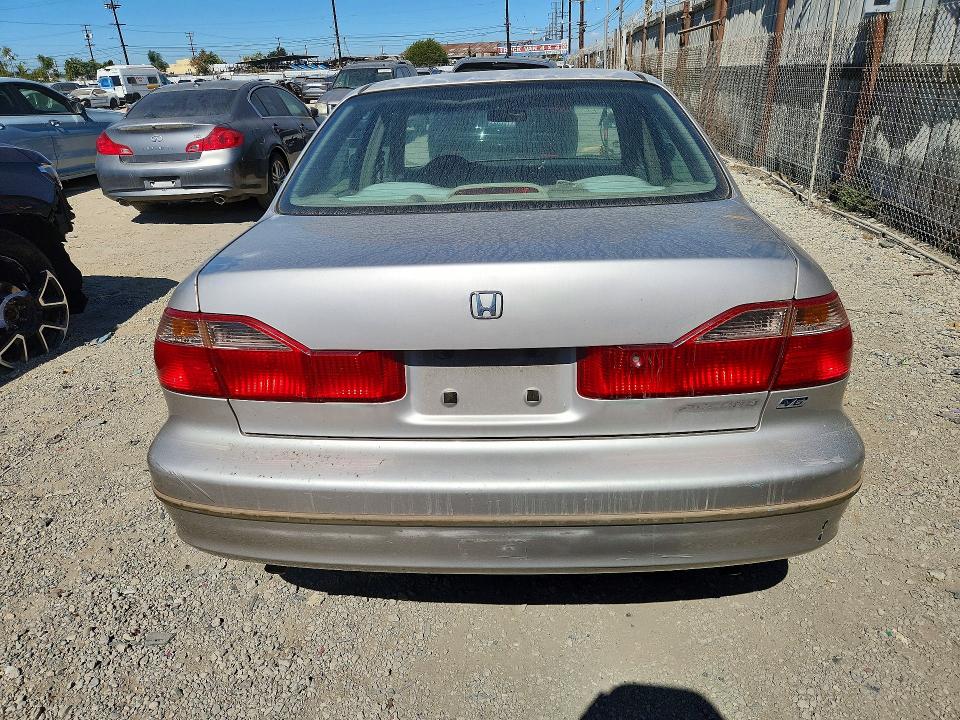 Продажа на аукционе авто 1998 Honda Accord, vin: 1HGCG1654WA015350, номер лота: 71866686