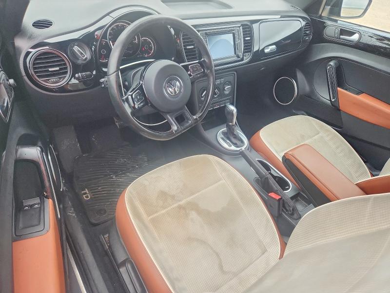 71188266 :رقم المزاد ، 3VWF17AT9GM638471 vin ، 2016 Volkswagen Beetle مزاد بيع