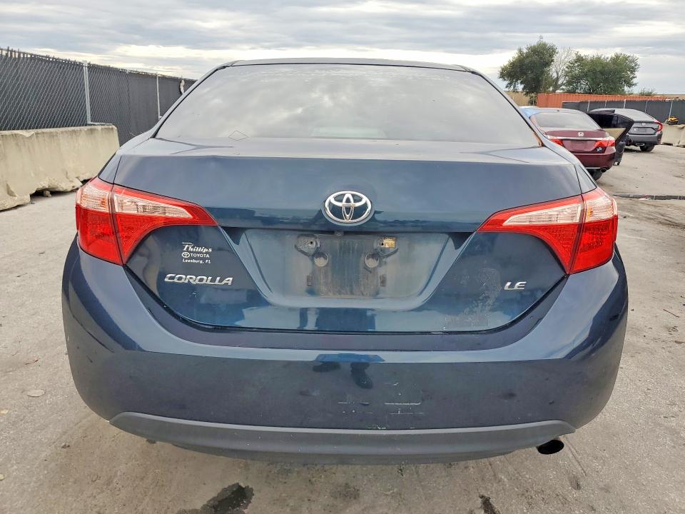 Aukcja sprzedaży 2018 Toyota Corolla, vin: 5YFBURHE4JP851470, numer aukcji: 71542756