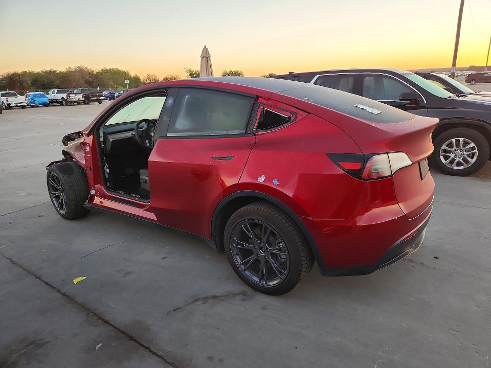 Продажа на аукционе авто 2025 Tesla Model Y, vin: 7SAYGDEE4SA369460, номер лота: 70562366