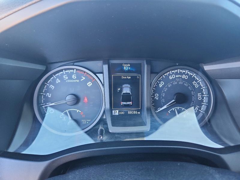 72011866 :رقم المزاد ، 3TMDZ5BN8HM017859 vin ، 2017 Toyota Tacoma مزاد بيع