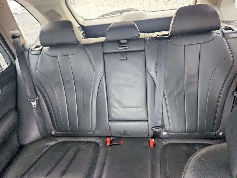 70314166 :رقم المزاد ، 5UXKR6C53F0J75522 vin ، 2015 Bmw X5 مزاد بيع