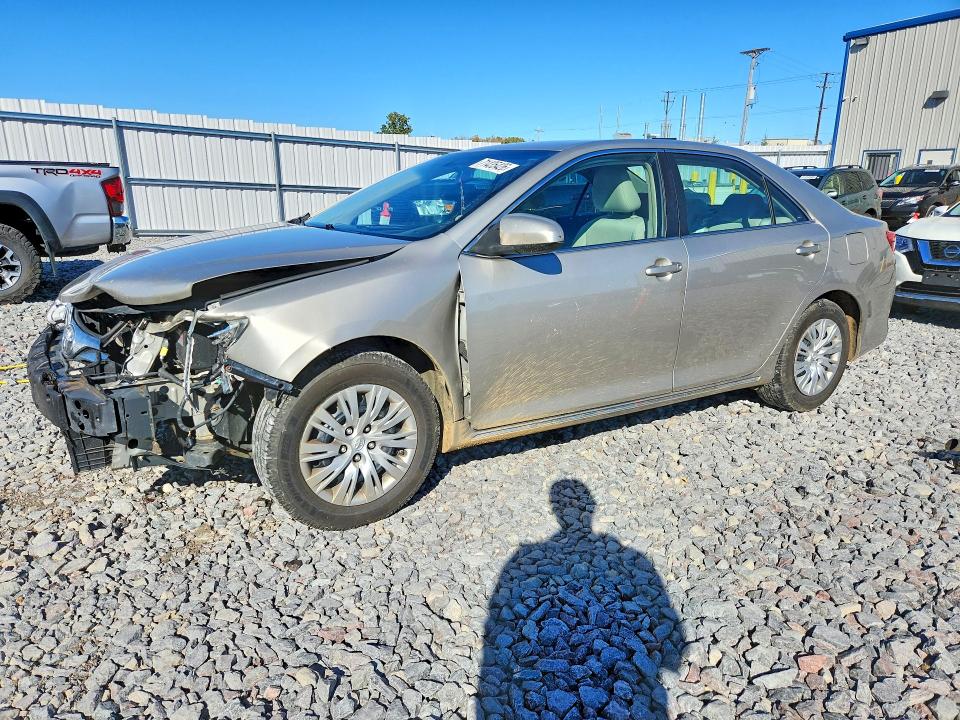 Продаж на аукціоні авто 2014 Toyota Camry, vin: 4T4BF1FK8ER421925, номер лоту: 71435426