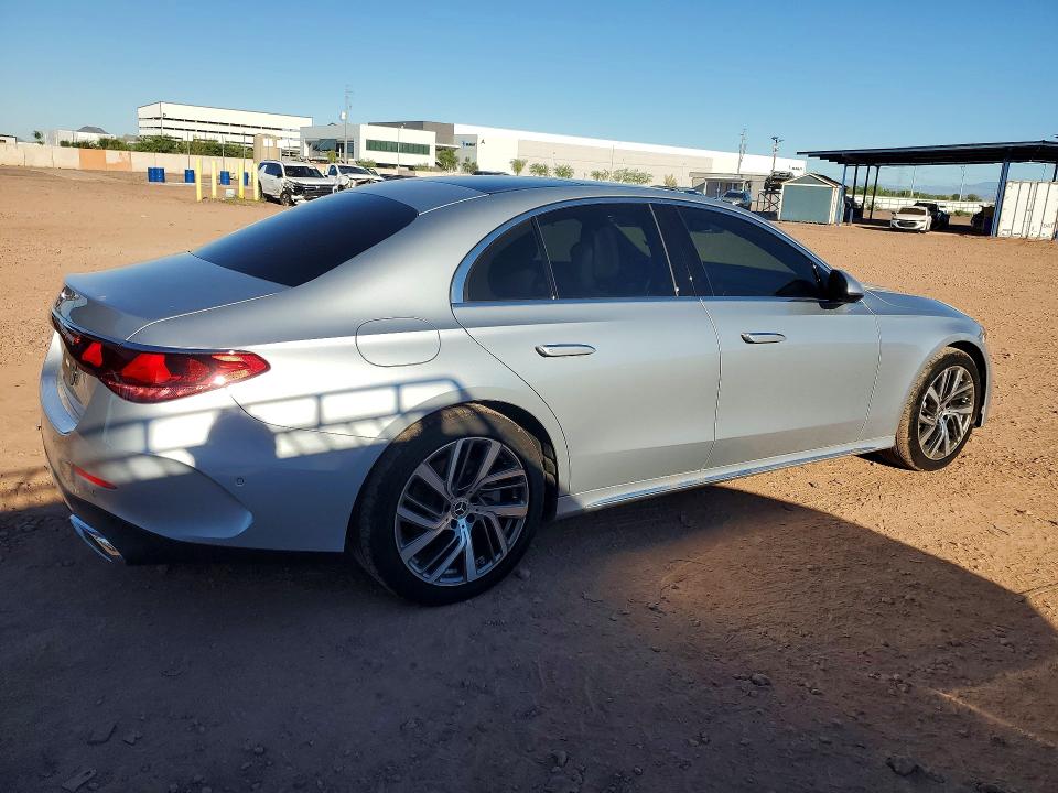 2026 Mercedes-benz E მანქანა იყიდება აუქციონზე, vin: W1KLF4GB9TA205475, აუქციონის ნომერი: 71197706