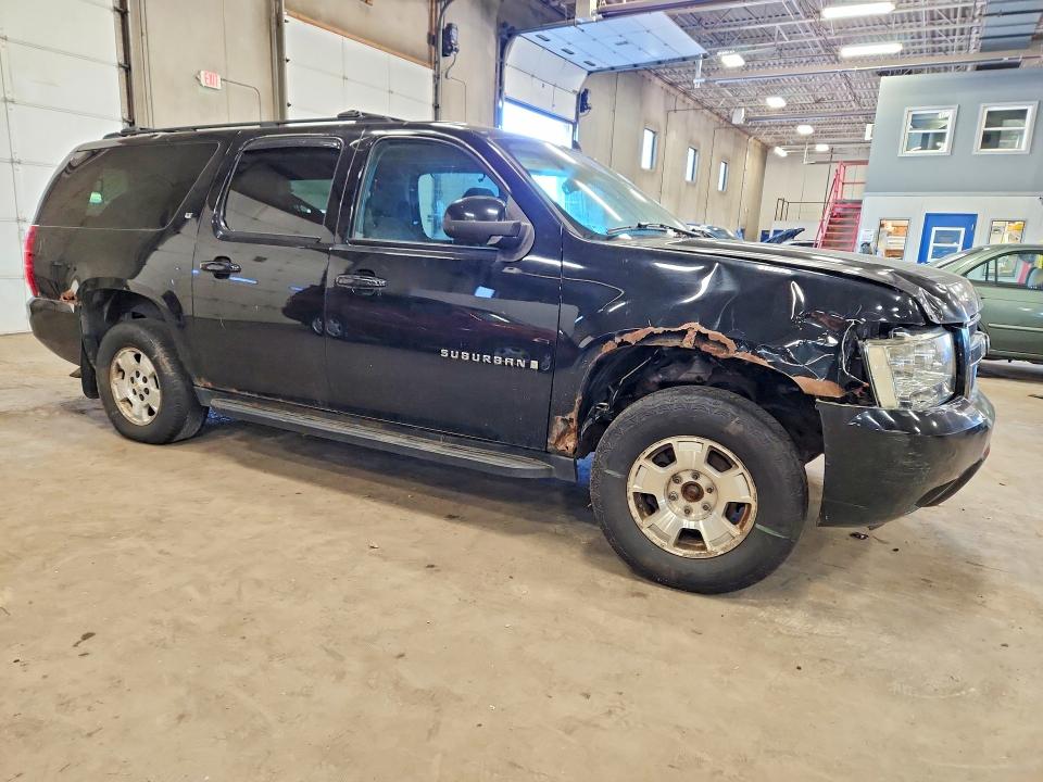 2007 Chevrolet Suburban მანქანა იყიდება აუქციონზე, vin: 3GNFK16357G132602, აუქციონის ნომერი: 71498916