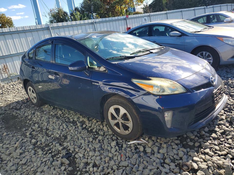 2013 Toyota Prius მანქანა იყიდება აუქციონზე, vin: JTDKN3DUXD1635686, აუქციონის ნომერი: 71552746