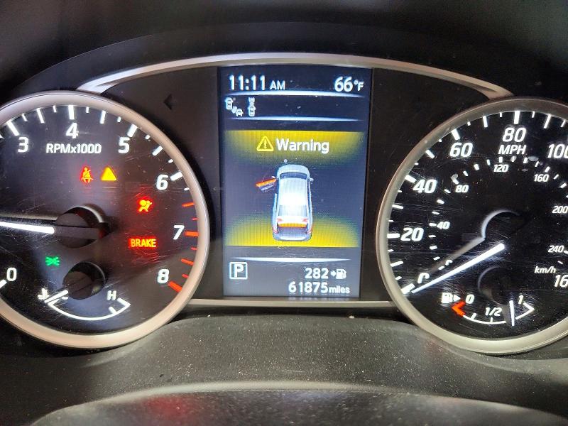 72222166 :رقم المزاد ، 3N1CB7AP4JY204435 vin ، 2018 Nissan Sentra مزاد بيع