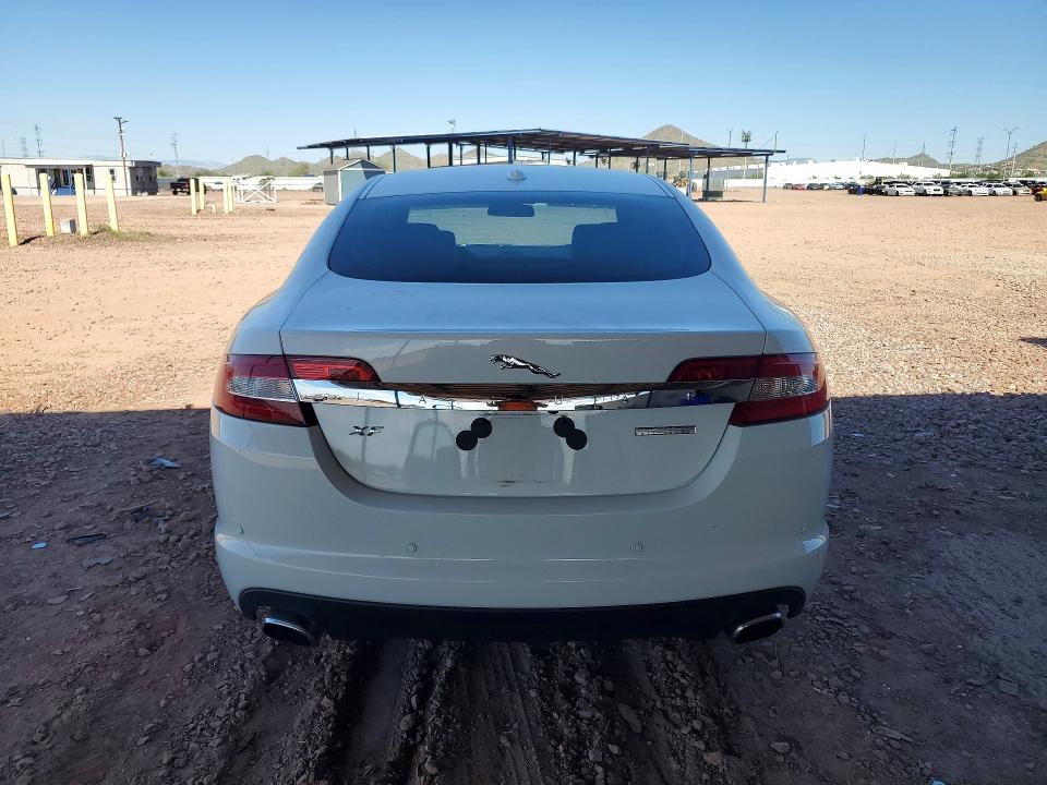 71813386 :رقم المزاد ، SAJWA0FB9BLR81965 vin ، 2011 Jaguar Xf مزاد بيع