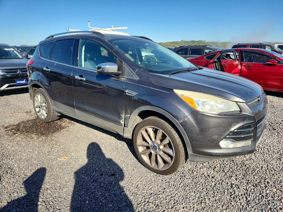 2015 Ford Escape მანქანა იყიდება აუქციონზე, vin: 1FMCU0GX8FUC34355, აუქციონის ნომერი: 71990646