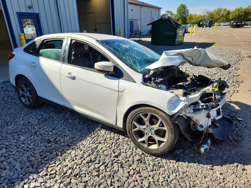 71671576 :رقم المزاد ، 1FADP3F22EL143275 vin ، 2014 Ford Focus مزاد بيع