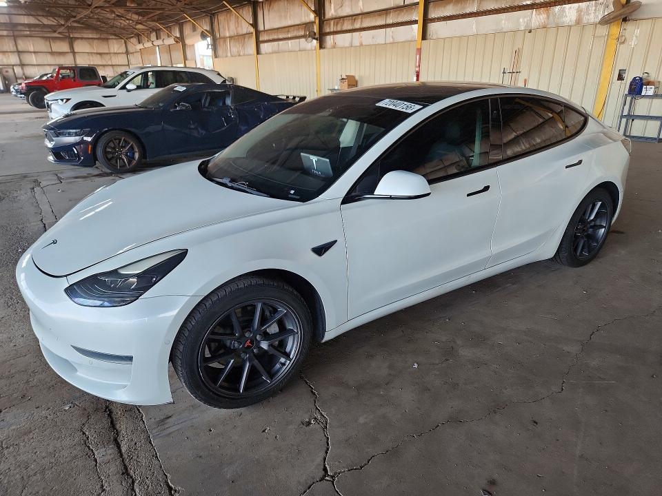 72040156 :رقم المزاد ، 5YJ3E1EA4MF871853 vin ، 2021 Tesla Model 3 مزاد بيع