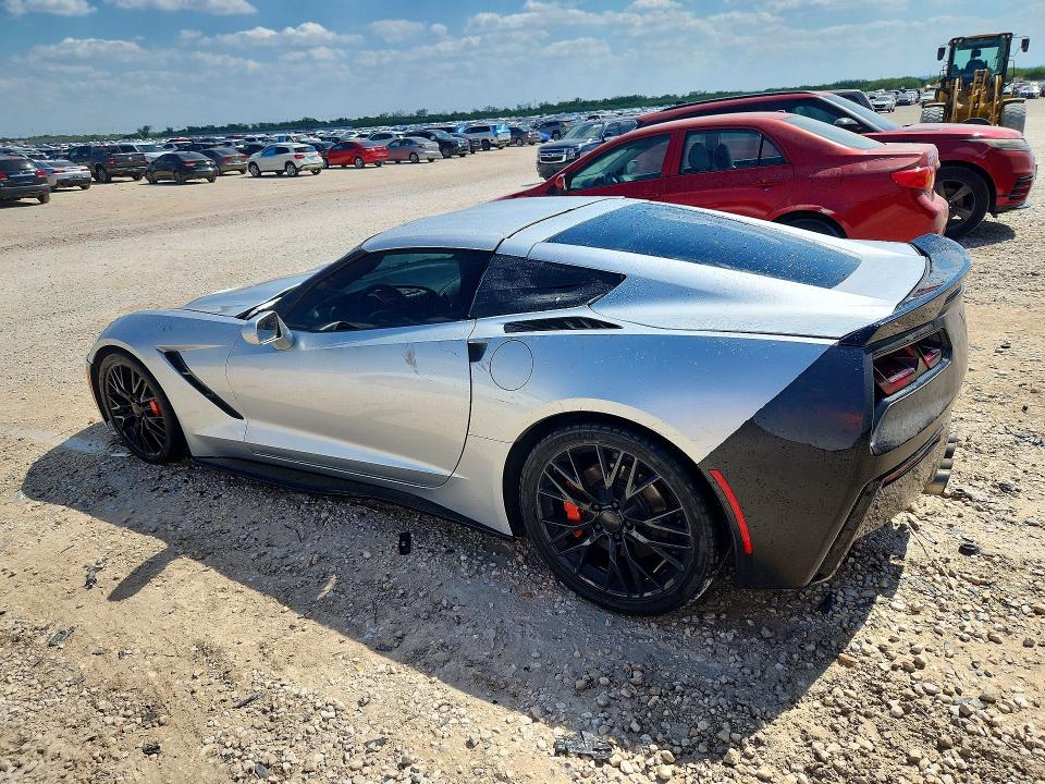 68187736 :رقم المزاد ، 1G1YB2D70F5124550 vin ، 2015 Chevrolet Corvette مزاد بيع