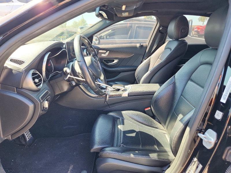 70902806 :رقم المزاد ، 55SWF4KB2GU136929 vin ، 2016 Mercedes-benz C مزاد بيع