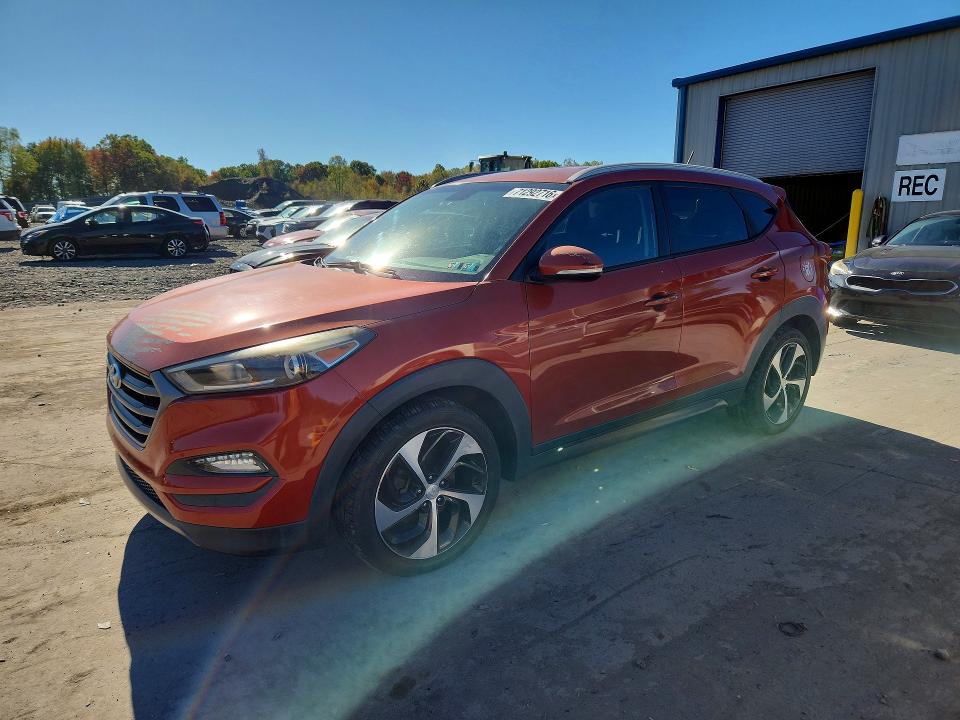 Продажа на аукционе авто 2016 Hyundai Tucson, vin: KM8J3CA27GU031581, номер лота: 71292716