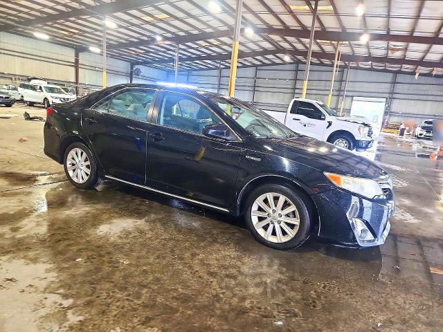 2013 Toyota Camry Hybrid მანქანა იყიდება აუქციონზე, vin: 4T1BD1FK3DU073790, აუქციონის ნომერი: 72241616