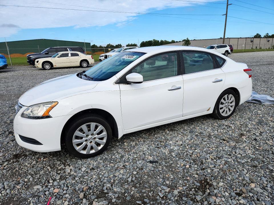 Auction sale of the 2015 Nissan Sentra, vin: 3N1AB7AP1FY235415, lot number: 71724006