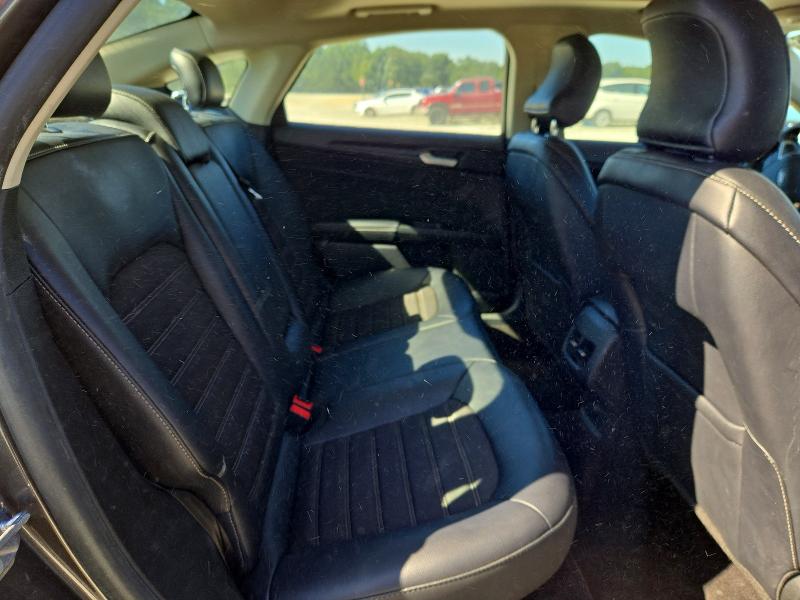 72023076 :رقم المزاد ، 3FA6P0H75JR183538 vin ، 2018 Ford Fusion مزاد بيع